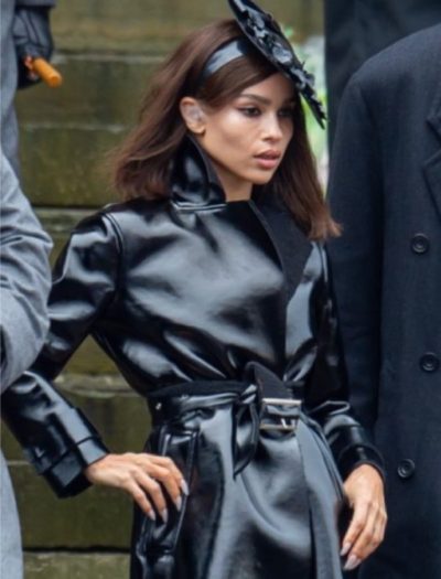 Selina-Kyle-The-Batman-2022-Black-Leather-Coat