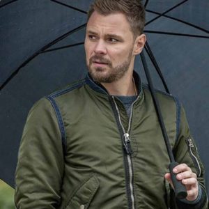 chicago p.d. adam ruzek green bomber jacket
