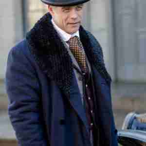 when calls the heart henry gowen blue coat