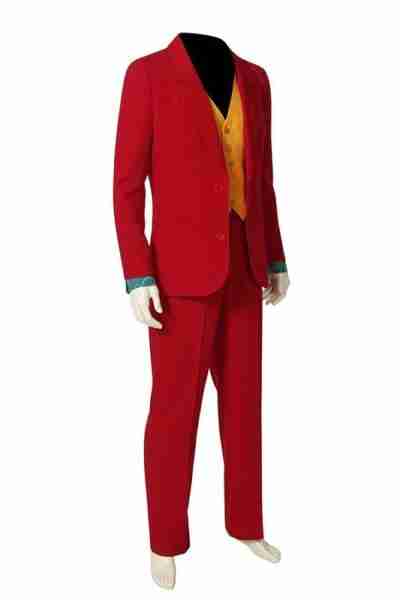 Joker Joaquin Phoenix Red Suit