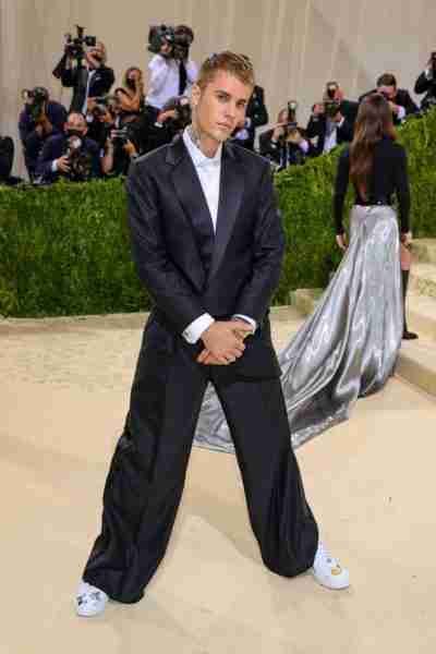 Met Gala Justin Bieber Black Blazer