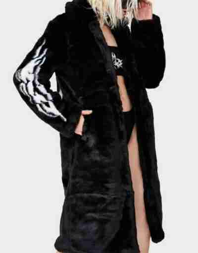 Fallen Angel Fur Coat - Image 3