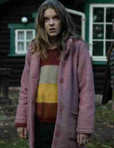 Elves 2021 Sonja Steen Pink Sweater