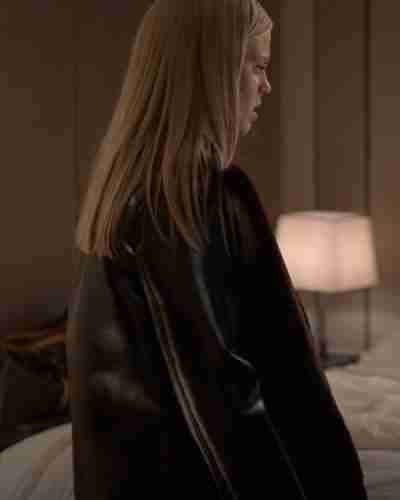 The Sex Lives of College Girls Reneé Rapp Black Coat