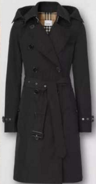 Inventing Anna Julia Garner’s Belted Coat