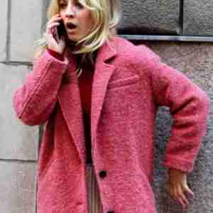 The Flight Attendant Kaley Cuoco Pink Coat