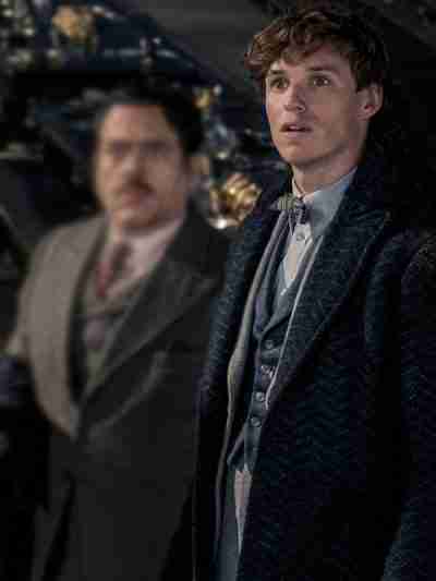 Fantastic Beasts The Secrets of Dumbledore 2022 Newt Scamander Coat