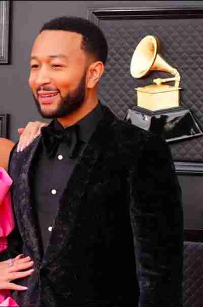 Grammy 2022 John Legend Velvet Blazer