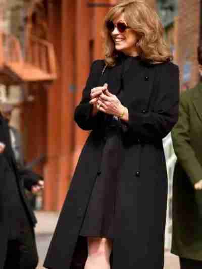 Russian Doll Season 2 Annie Murphy Black Coat