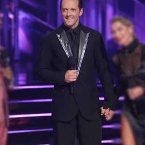 Dancing With The Stars Jason Mraz Black Suit