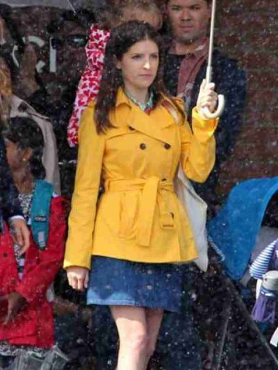 A Simple Favor Anna Kendrick Yellow Coat