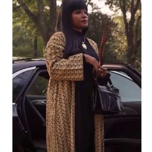 A Christmas Surprise Wendy Raquel Robinson Coat