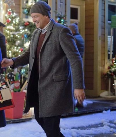 Brian Good Morning Christmas Coat