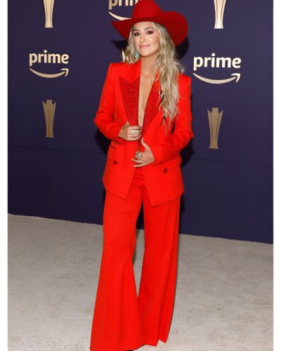 Lainey Wilson 2024 Acm Awards Red Suit