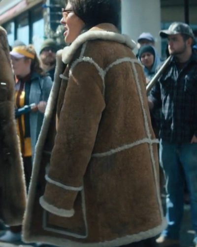 The Umbrella Academy S04 Megan Mullally Brown Coat
